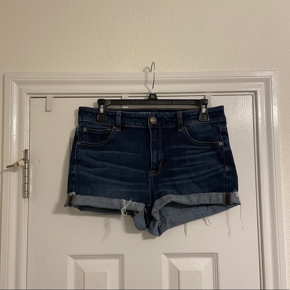American Eagle Hi-Rise Shorts Size 10
